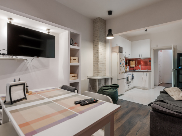 Вътрешна снимка на хола на жилище в ж.к. Лозенец